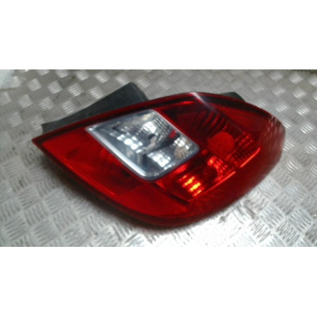 Feu arriere principal droit (feux) OPEL CORSA D PHASE 1 d’occasion