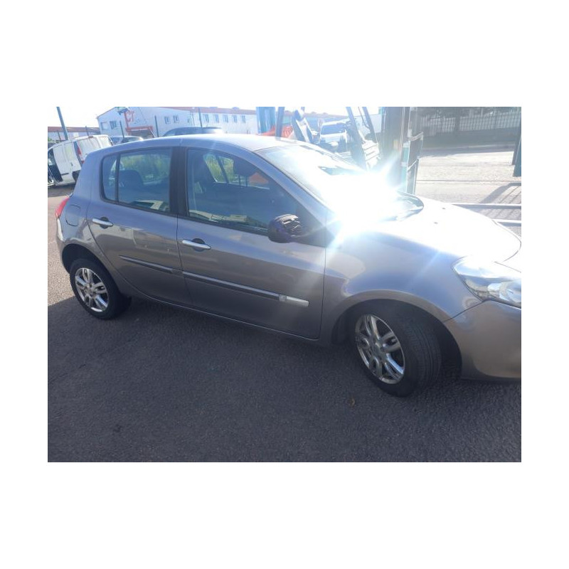 Retroviseur droit RENAULT CLIO 3 PHASE 2 d’occasion