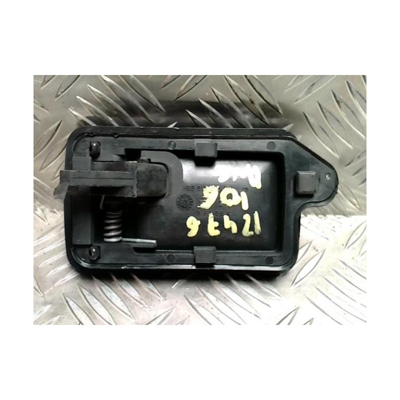 Poignee interieur avant gauche PEUGEOT 106 PHASE 2 d’occasion
