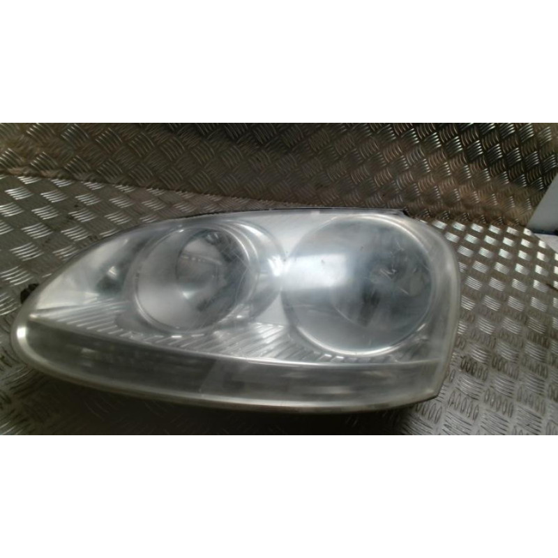 Optique avant principal gauche (feux)(phare) VOLKSWAGEN GOLF 5 d’occasion
