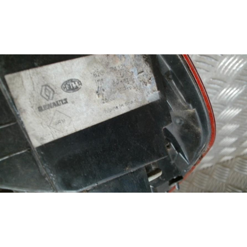 Feu arriere principal droit (feux) RENAULT SCENIC 2 PHASE 2 d’occasion