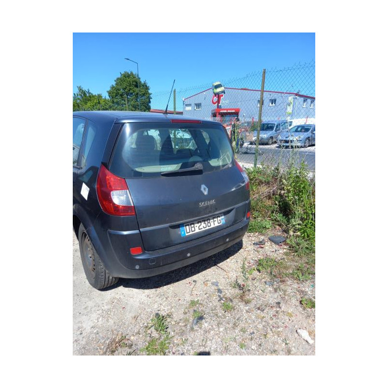 Feu arriere principal droit (feux) RENAULT SCENIC 2 PHASE 2 d’occasion