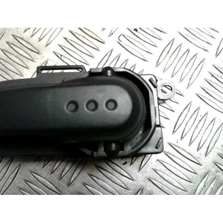 Poignee interieur avant gauche NISSAN MICRA 3 PHASE 3 d’occasion