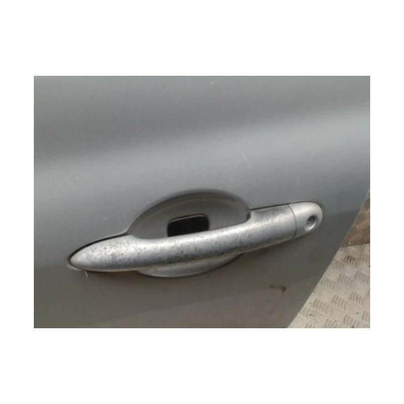 Porte avant gauche RENAULT CLIO 3 PHASE 1 d’occasion