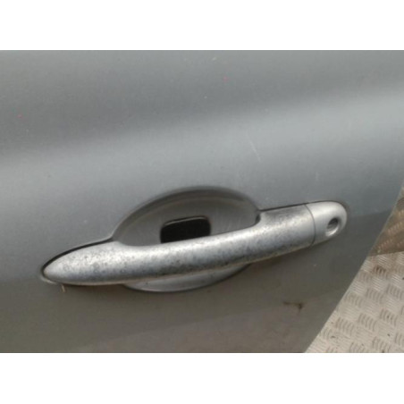 Porte avant gauche RENAULT CLIO 3 PHASE 1 d’occasion