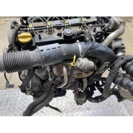 Moteur OPEL MERIVA B PHASE 1 d’occasion