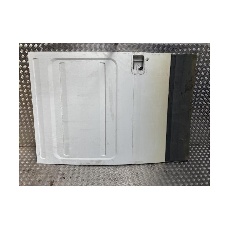 Porte laterale droit IVECO  d’occasion