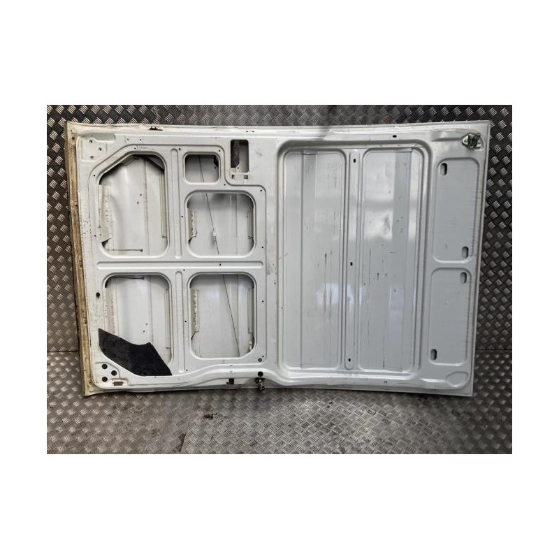 Porte laterale droit IVECO  d’occasion