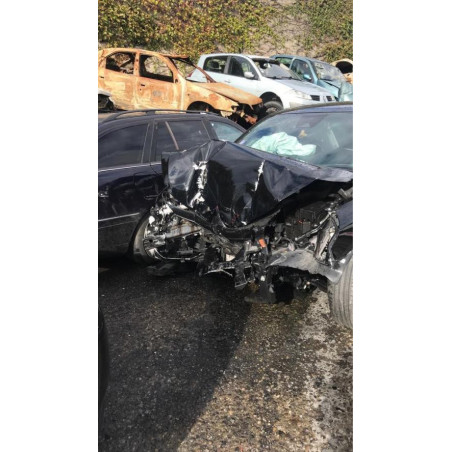 Charniere de porte avant gauche RENAULT CLIO 5 PHASE 1 d’occasion