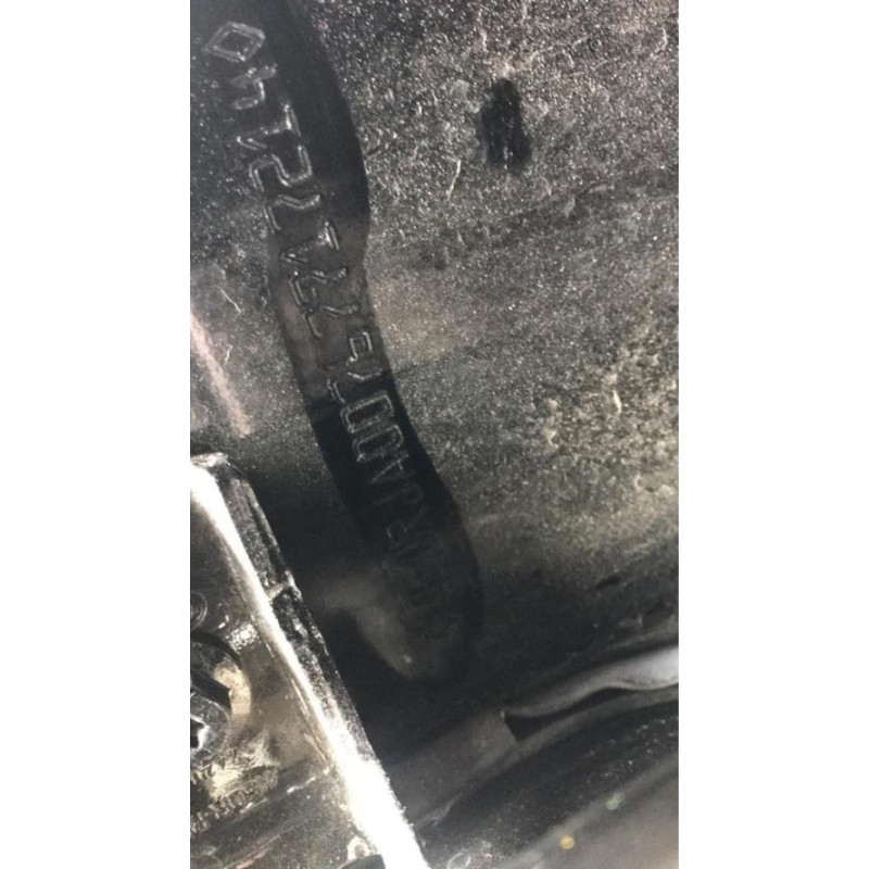 Charniere de porte avant gauche RENAULT CLIO 5 PHASE 1 d’occasion