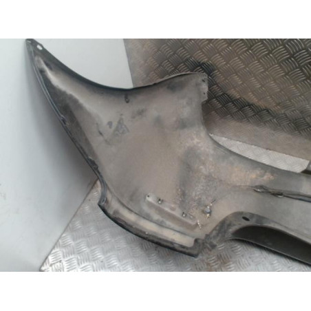 Pare choc arriere TOYOTA COROLLA VERSO 2 PHASE 1 d’occasion