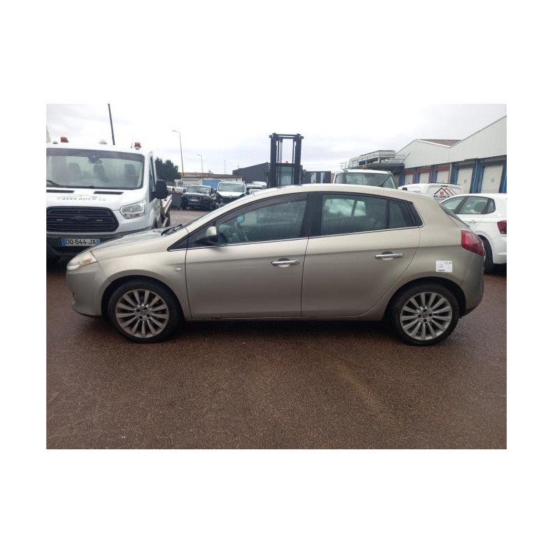 Porte avant gauche FIAT BRAVO 2 d’occasion