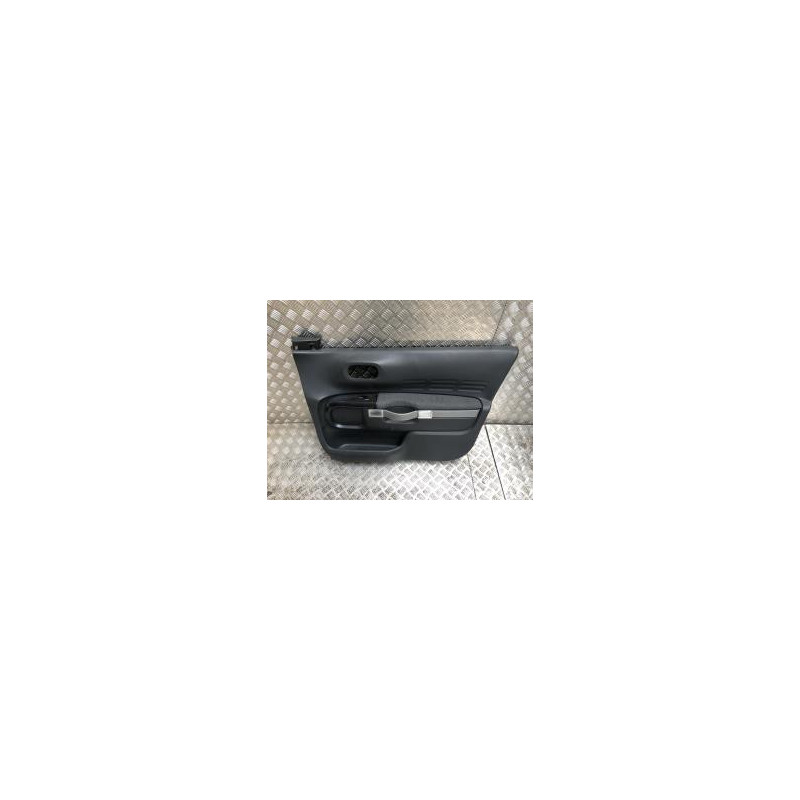 Panneau de porte avant droit CITROEN C4 CACTUS d’occasion