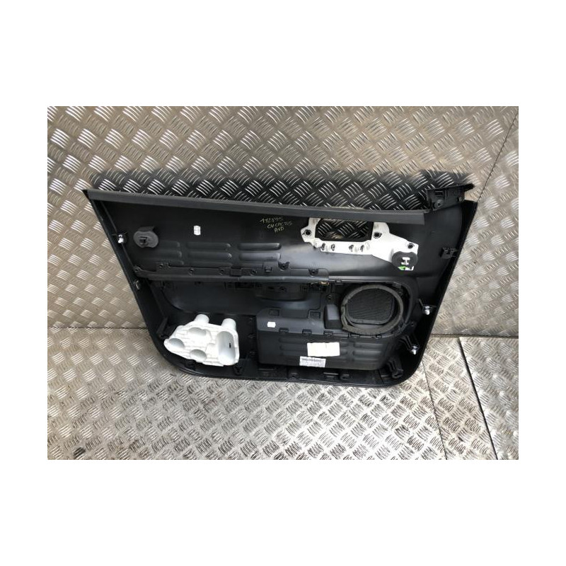 Panneau de porte avant droit CITROEN C4 CACTUS d’occasion