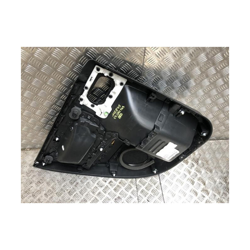Panneau de porte arriere droit CITROEN C4 CACTUS d’occasion