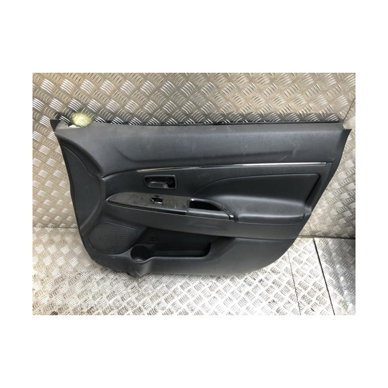 Panneau de porte avant droit CITROEN C4 AIRCROSS d’occasion