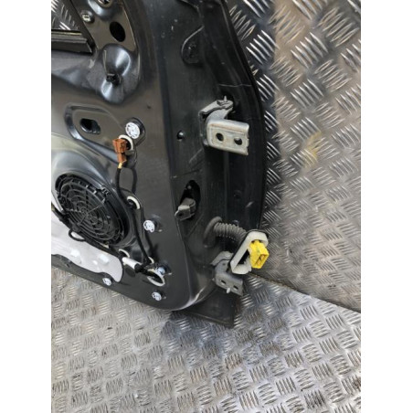 Porte avant gauche CITROEN C4 CACTUS d’occasion