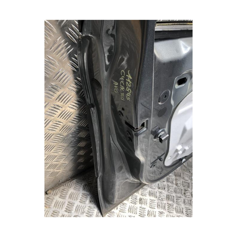 Porte avant gauche CITROEN C4 CACTUS d’occasion