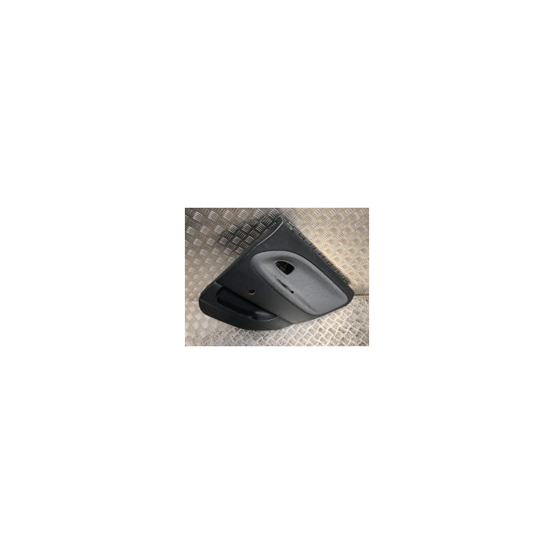 Panneau de porte arriere droit VOLVO V 40 1 PHASE 2 BREAK d’occasion