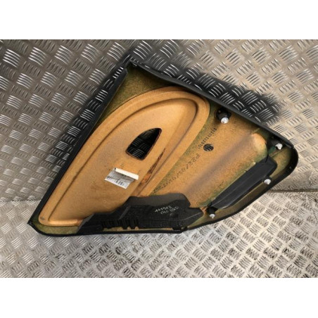 Panneau de porte arriere droit VOLVO V 40 1 PHASE 2 BREAK d’occasion