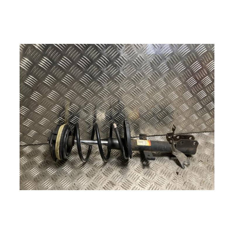Amortisseur avant gauche RENAULT CLIO 3 PHASE 2 d’occasion