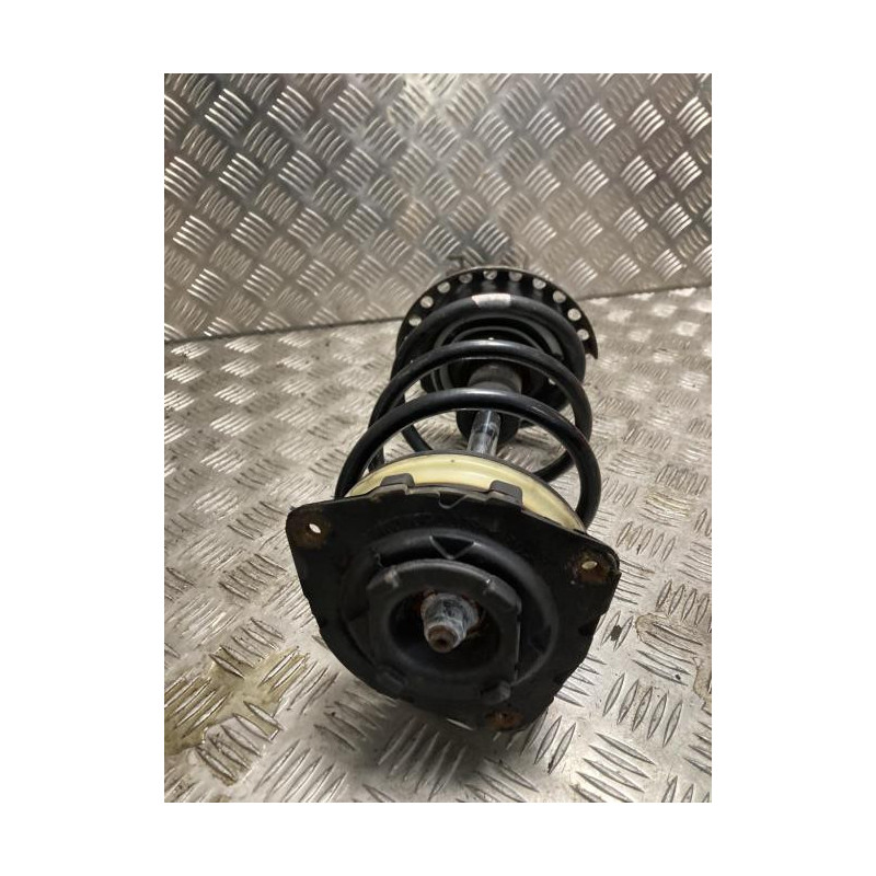 Amortisseur avant gauche RENAULT CLIO 3 PHASE 2 d’occasion