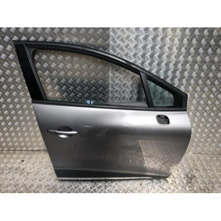 Porte avant droit RENAULT CLIO 4 PHASE 1 d’occasion
