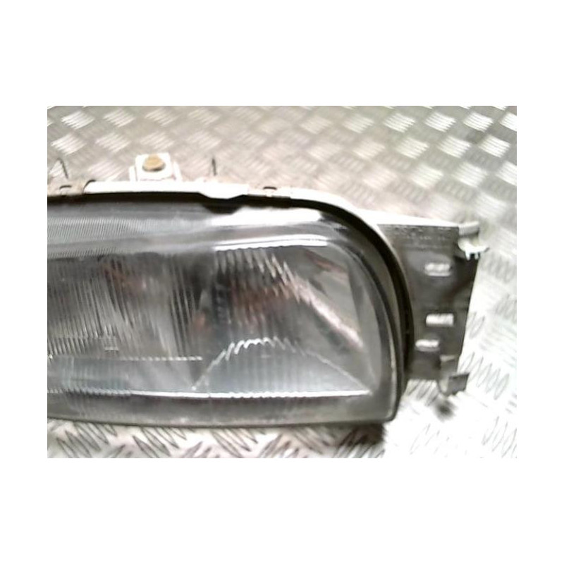 Optique avant principal droit (feux)(phare) FORD FIESTA 4 PHASE 1 d’occasion