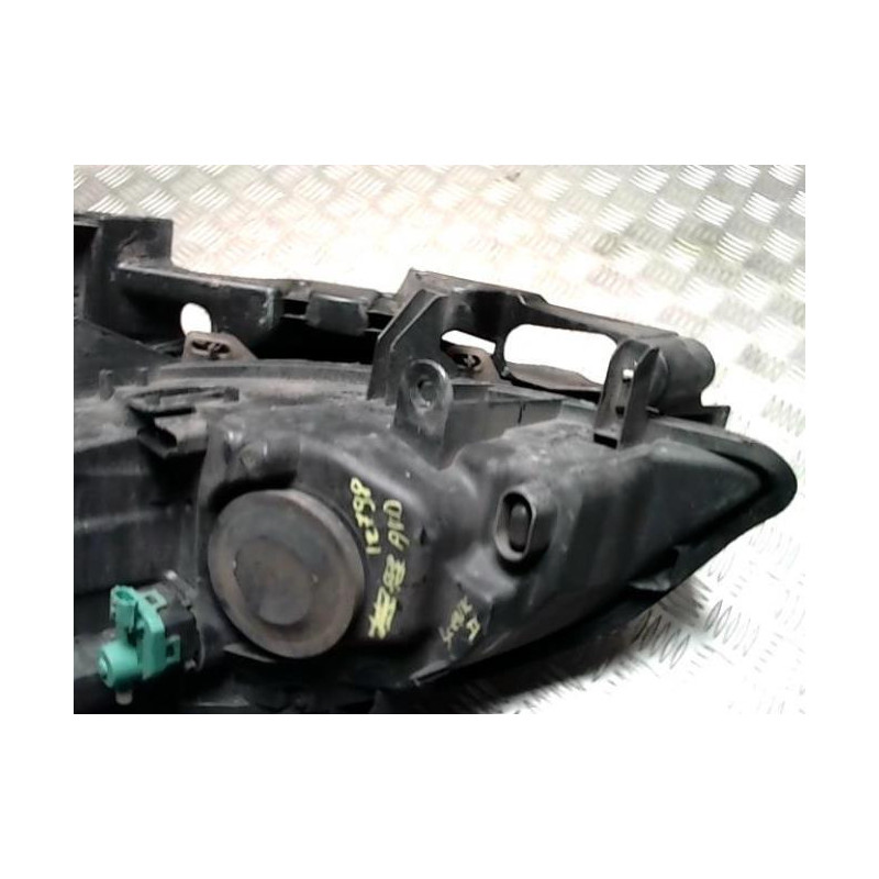 Optique avant principal droit (feux)(phare) RENAULT SCENIC 2 PHASE 2 d’occasion