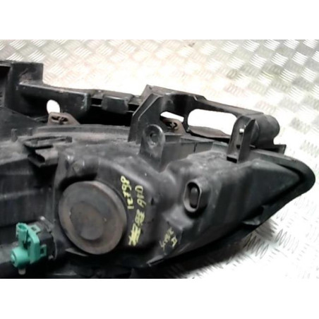 Optique avant principal droit (feux)(phare) RENAULT SCENIC 2 PHASE 2 d’occasion