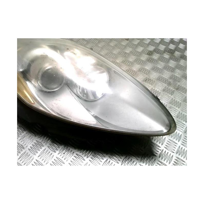 Optique avant principal droit (feux)(phare) FIAT BRAVO 2 d’occasion