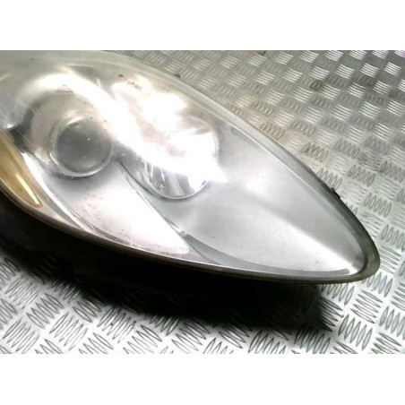 Optique avant principal droit (feux)(phare) FIAT BRAVO 2 d’occasion