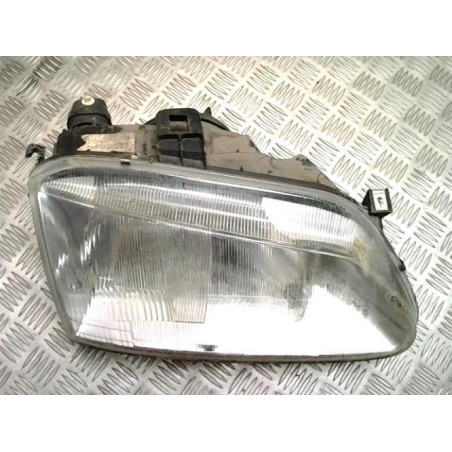 Optique avant principal droit (feux)(phare) RENAULT MEGANE 1 PHASE 1 d’occasion