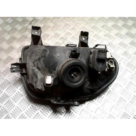 Optique avant principal gauche (feux)(phare) RENAULT CLIO 2 PHASE 1 d’occasion