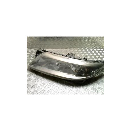 Optique avant principal gauche (feux)(phare) RENAULT LAGUNA 2 PHASE 1 BREAK d’occasion