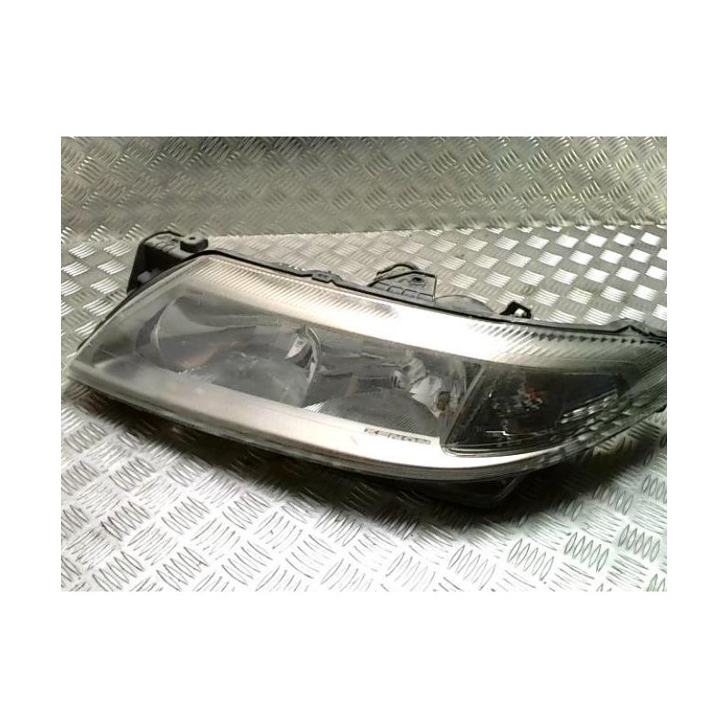 Optique avant principal gauche (feux)(phare) RENAULT LAGUNA 2 PHASE 1 BREAK d’occasion
