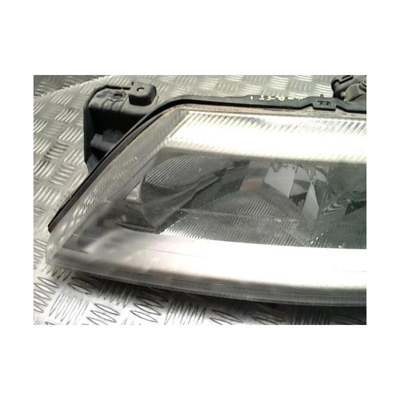 Optique avant principal gauche (feux)(phare) RENAULT LAGUNA 2 PHASE 1 BREAK d’occasion