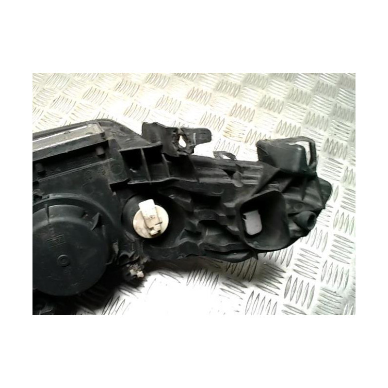 Optique avant principal gauche (feux)(phare) RENAULT LAGUNA 2 PHASE 1 BREAK d’occasion