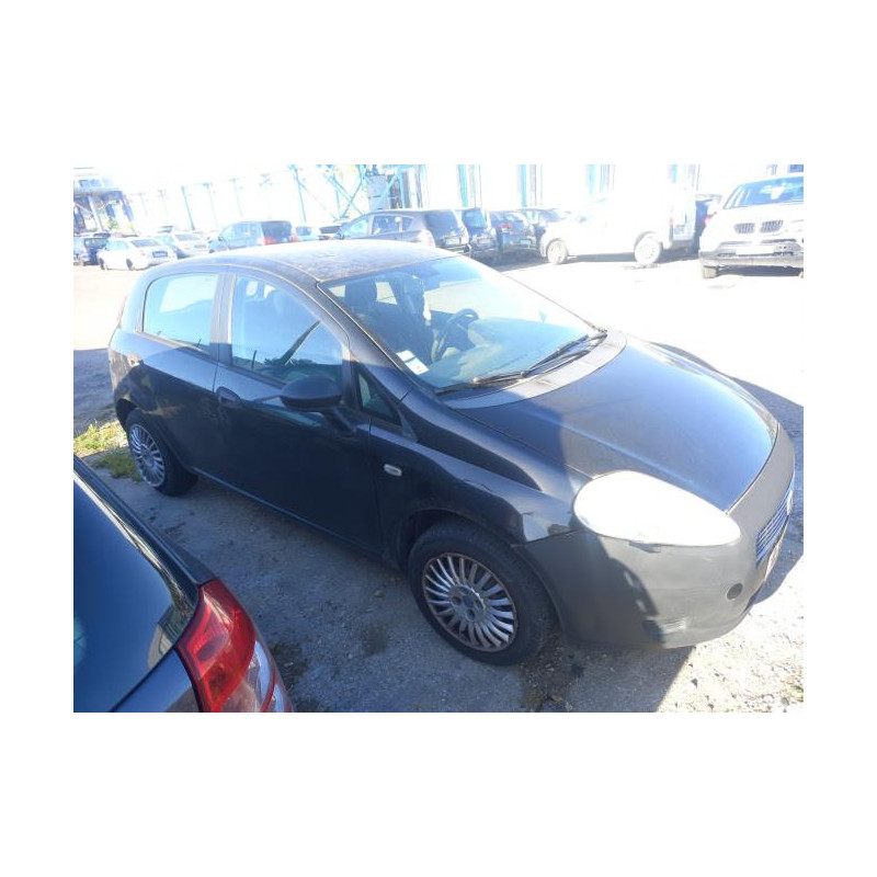 Renfort pare choc avant (traverse) FIAT GRANDE PUNTO d’occasion