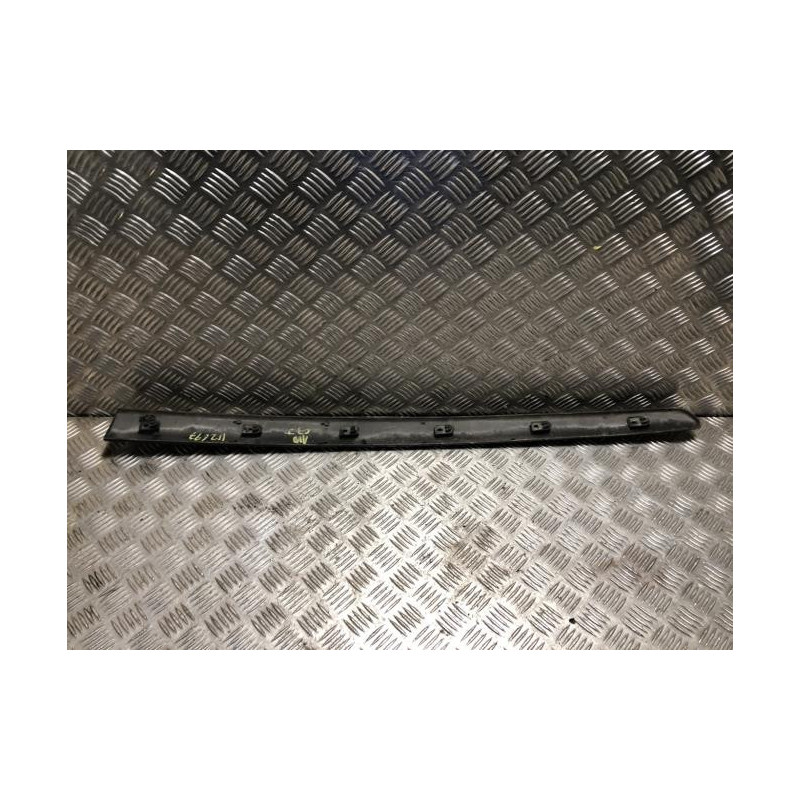 Baguette de porte avant droite CITROEN C3 1 PHASE 2 d’occasion