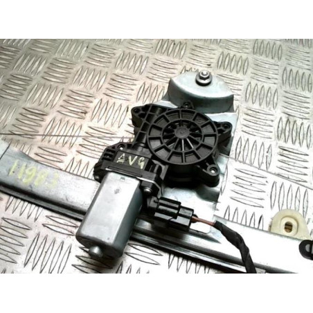 Leve vitre electrique avant gauche RENAULT CLIO 4 PHASE 2 d’occasion