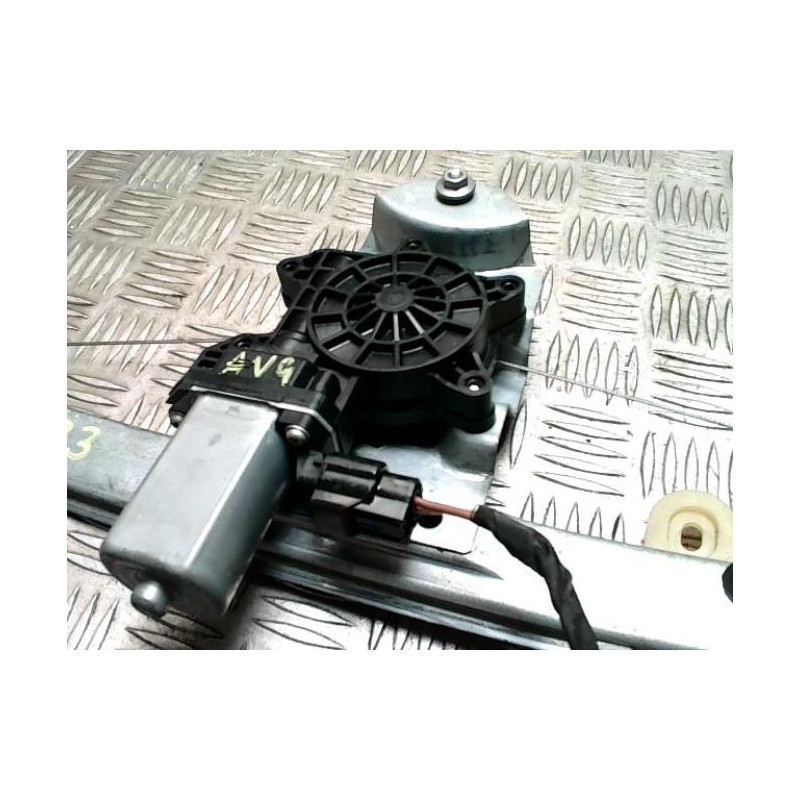 Leve vitre electrique avant gauche RENAULT CLIO 4 PHASE 2 d’occasion