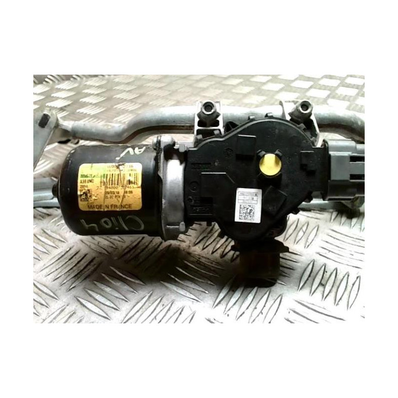 Moteur essuie glace avant RENAULT CLIO 4 PHASE 2 d’occasion