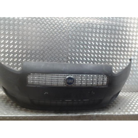 Pare choc avant FIAT GRANDE PUNTO d’occasion