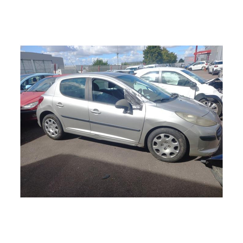 Pare choc arriere PEUGEOT 207 PHASE 1 d’occasion