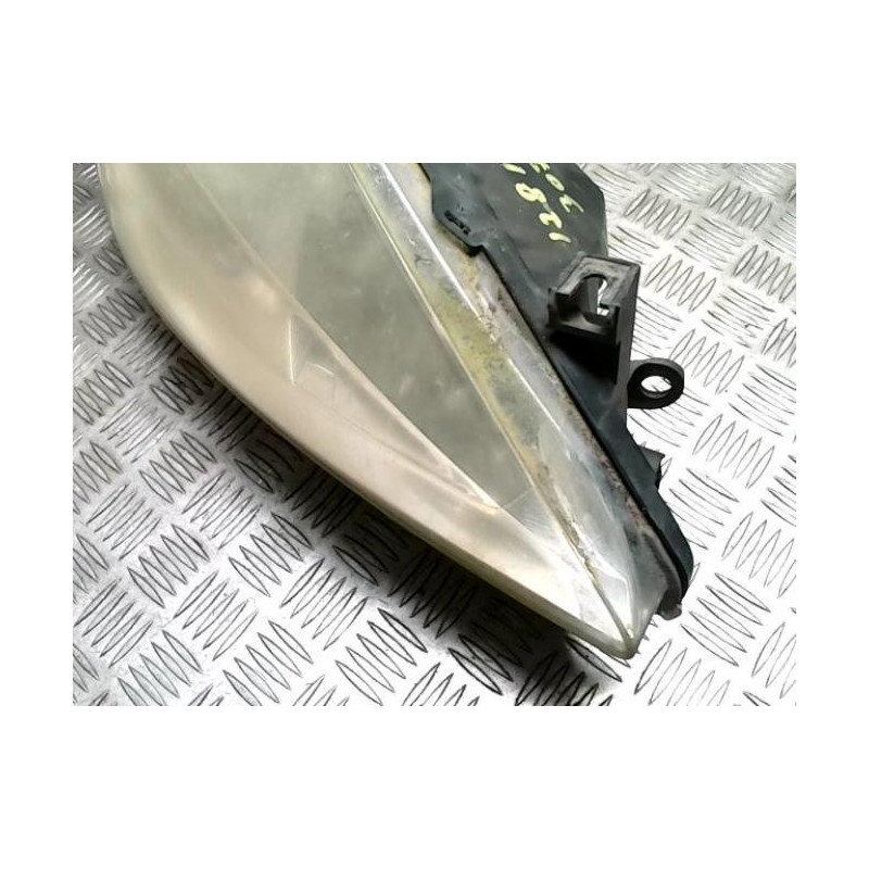 Optique avant principal droit (feux)(phare) PEUGEOT 307 PHASE 1 d’occasion