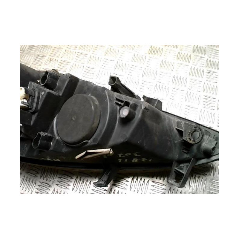 Optique avant principal droit (feux)(phare) PEUGEOT 307 PHASE 1 d’occasion