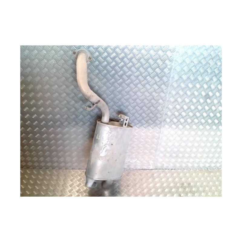 Silencieux arriere (echappement) TOYOTA COROLLA VERSO 2 PHASE 1 d’occasion