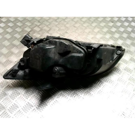Optique avant principal droit (feux)(phare) FORD FOCUS 2 PHASE 1 BREAK d’occasion