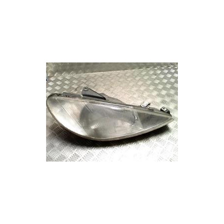 Optique avant principal droit (feux)(phare) PEUGEOT 206 PHASE 2 d’occasion